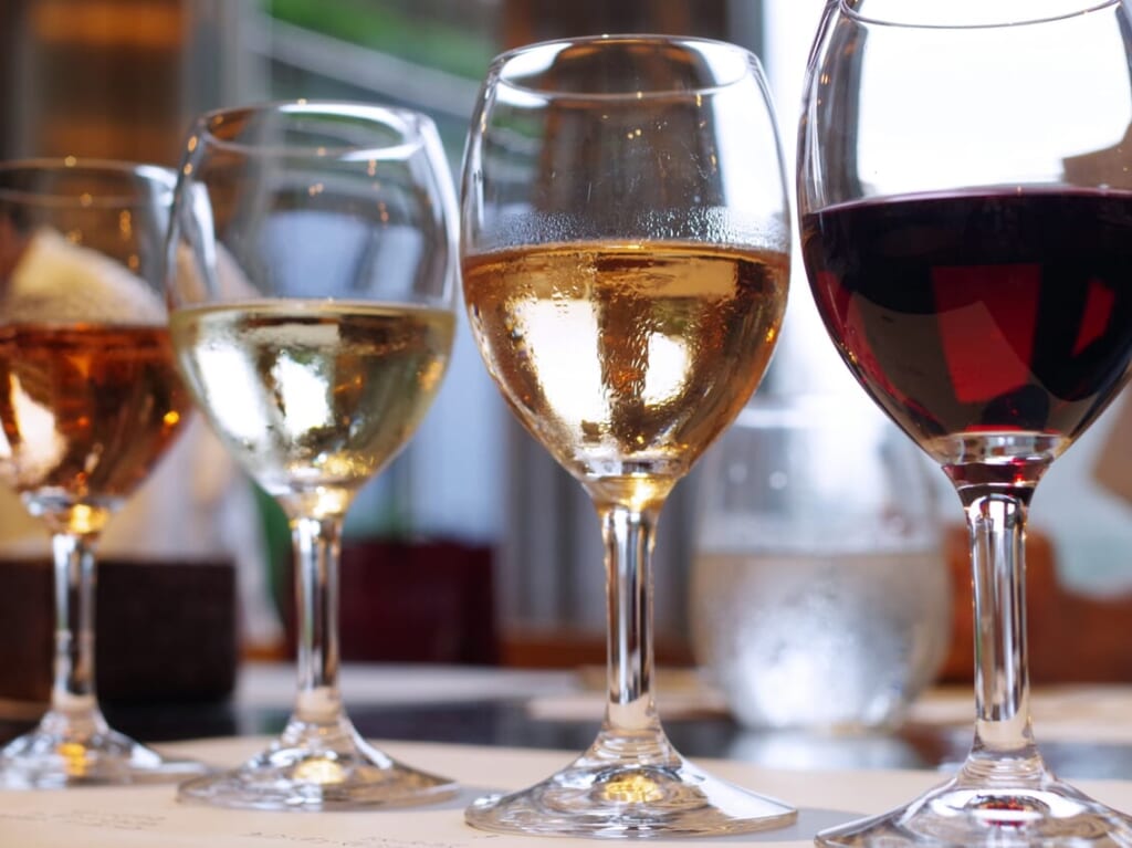 ワイン飲み比べのイメージ