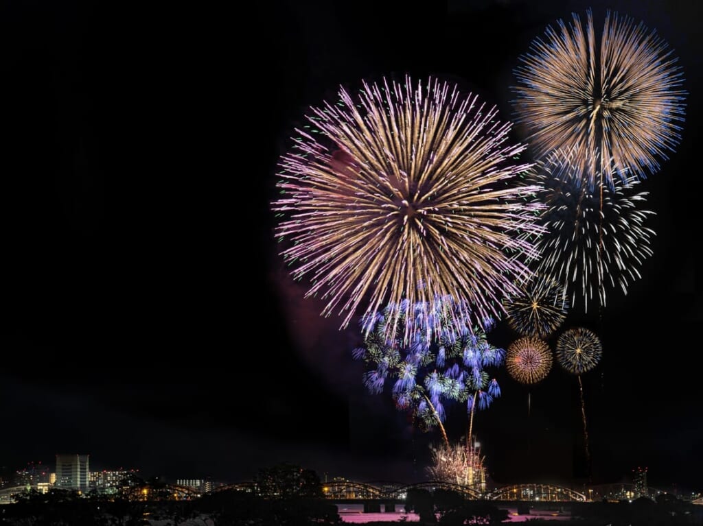花火大会のイメージ02